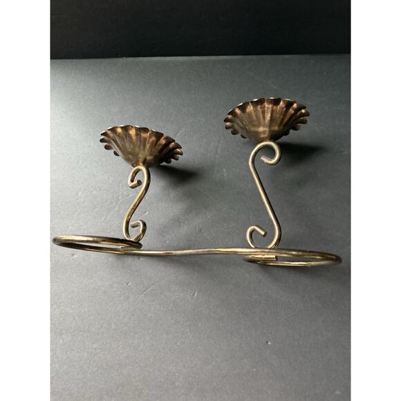 Vintage Brass Double Candlestick Holder MCM Curvy Artsy Cottagecore Minimalist - Picture 3 of 6